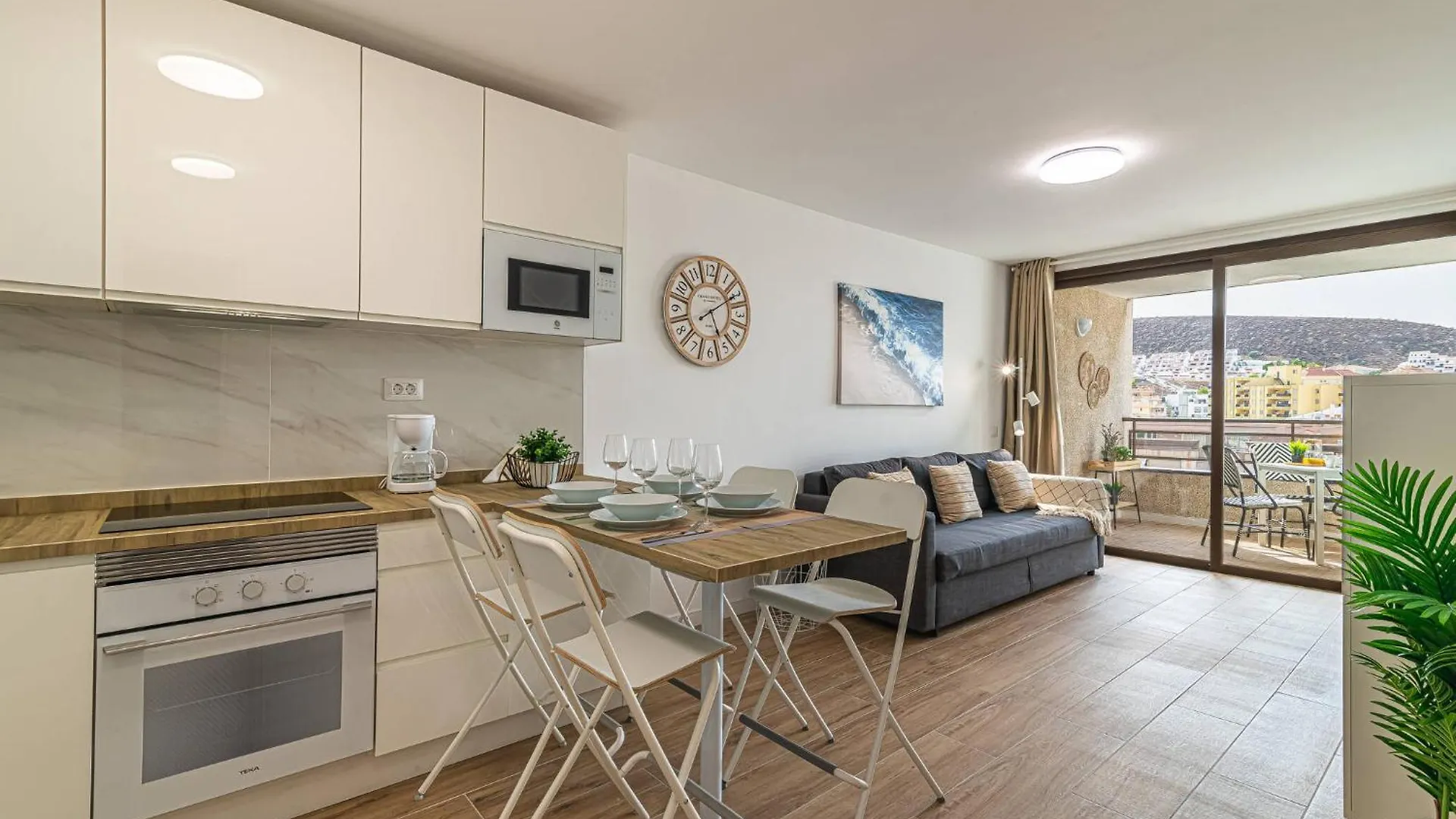 Apartment Los Cristianos - Valdes Center 2 - As De Casas Spanien